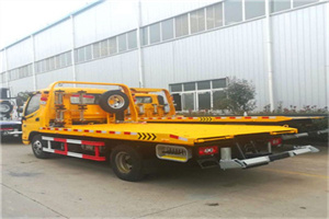 山南附近拖车救援搭电